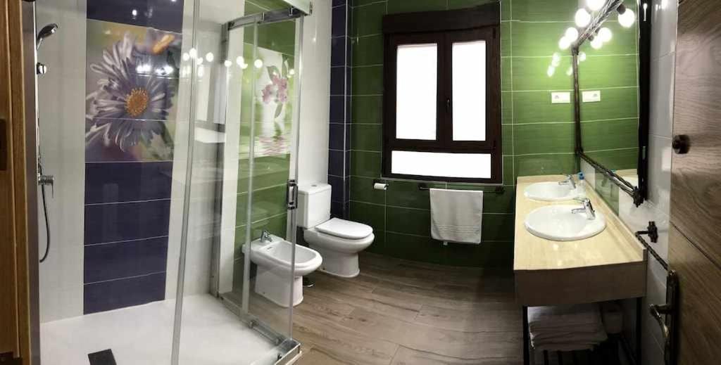 El Batan 37 Personas Holiday home *