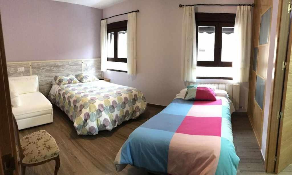 El Batan 37 Personas Holiday home Toledo
