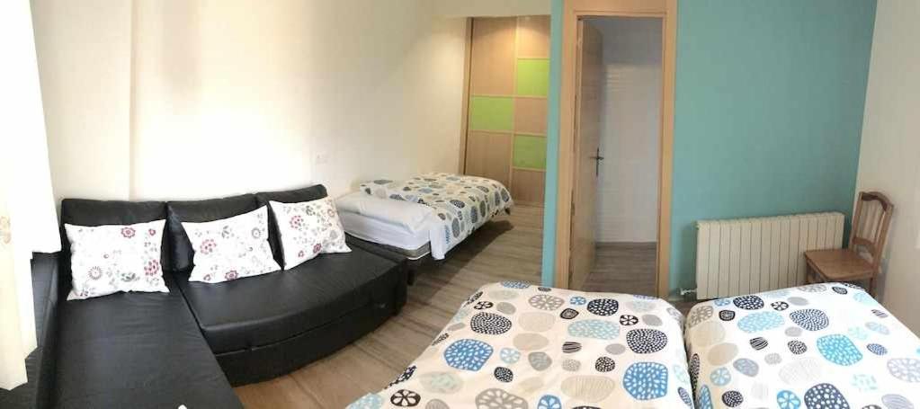 El Batan 37 Personas Holiday home Toledo